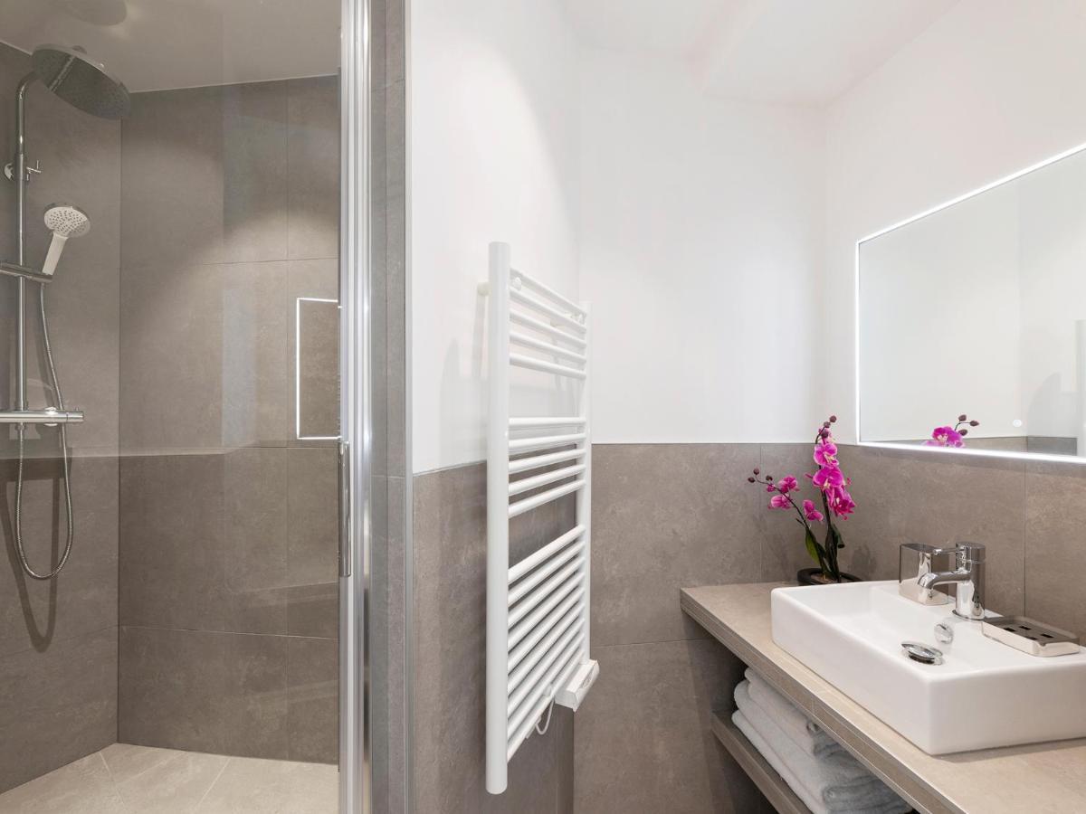 Livinparis - Luxury 3 Bedrooms Le Marais III Buitenkant foto